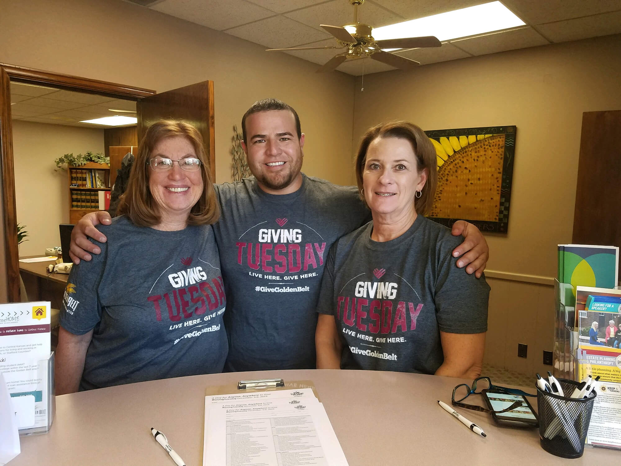 giving tuesday volunteers